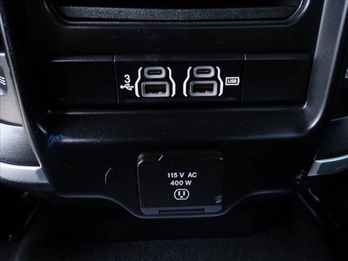 Used 2019 RAM 1500 Big Horn AWD/4WD image 10