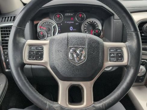 Used 2016 RAM 1500 Laramie AWD/4WD image 12