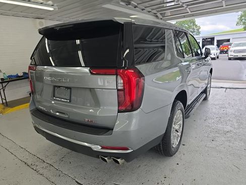 Certified 2025 GMC Yukon Denali AWD/4WD image 5