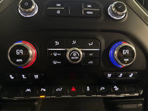 Used 2022 GMC Sierra 1500 AT4 w/ AT4 Premium Package image 36