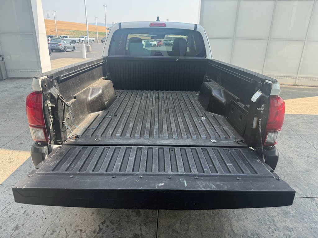 Used 2020 Toyota Tacoma SR RWD image 8