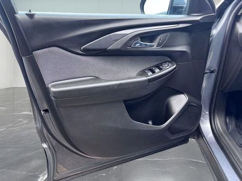 Used 2021 Chevrolet TrailBlazer LT image 12