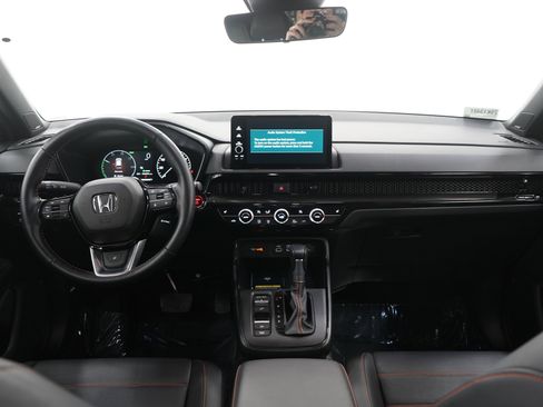 Used 2025 Honda CR-V Sport Touring image 17