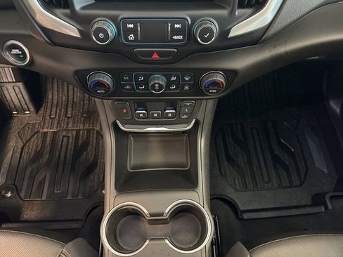 Used 2020 GMC Terrain SLT w/ Preferred Package AWD/4WD image 15