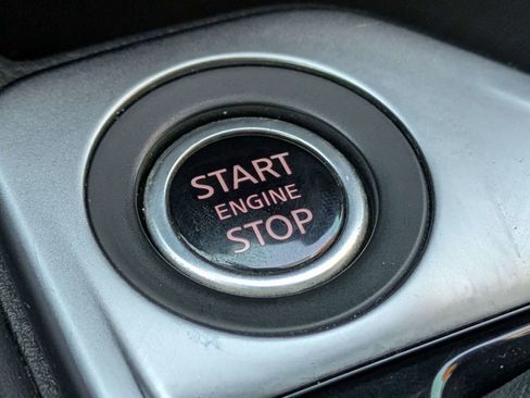 Used 2022 Nissan Sentra SR FWD image 26