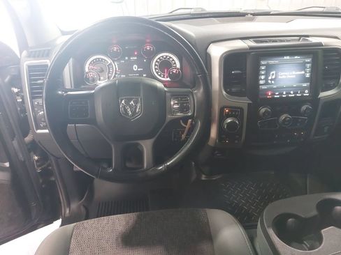 Used 2018 RAM 1500 Big Horn AWD/4WD image 14