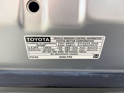 Used 2023 Toyota Camry SE FWD image 10