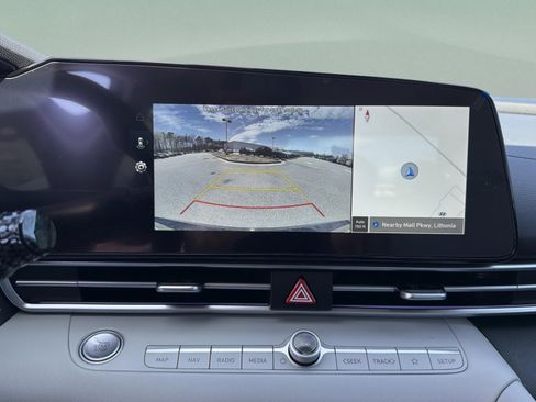 New 2026 Hyundai Elantra Limited FWD image 7