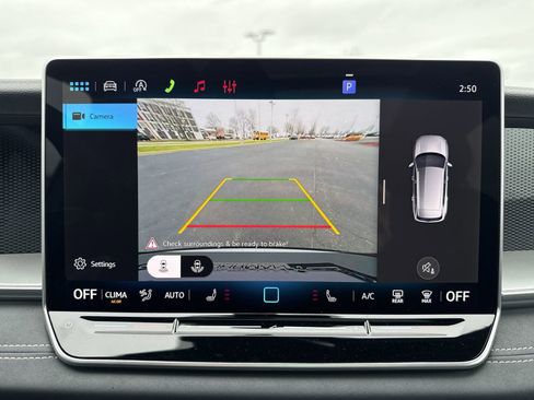 New 2026 Volkswagen Tiguan SE R-Line AWD/4WD image 18