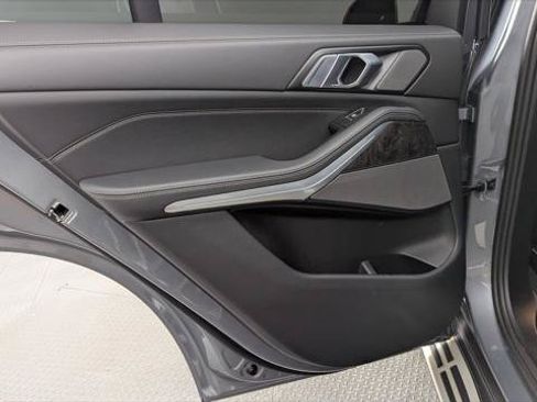 Used 2024 BMW X5 sDrive40i RWD image 16