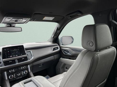 Used 2022 GMC Yukon SLT w/ SLT Luxury Package image 20