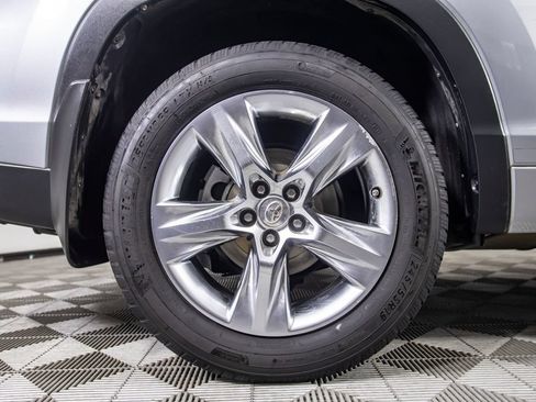 Used 2015 Toyota Highlander Limited w/ Driver Technology Package AWD/4WD image 21
