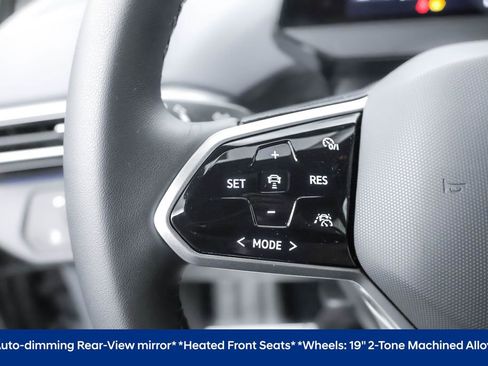 Used 2023 Volkswagen ID.4 Pro image 12