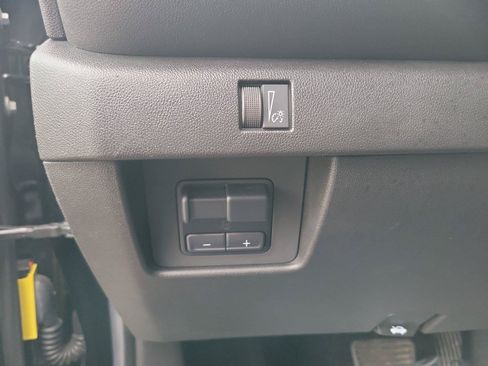 Used 2024 Chevrolet Colorado Trail Boss w/ Advanced Trailering Package AWD/4WD image 23