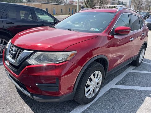 Used 2017 Nissan Rogue S w/ S Appearance Package image 1
