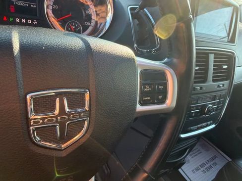 Used 2019 Dodge Grand Caravan GT FWD image 16