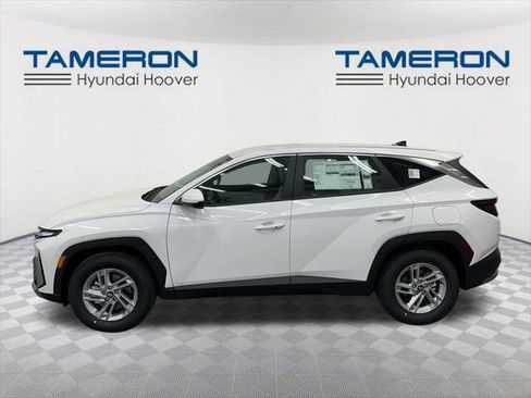 New 2026 Hyundai Tucson SE FWD image 2