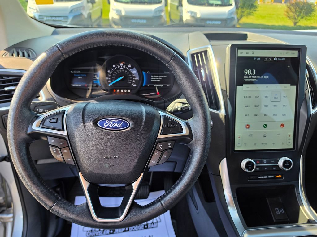 Used 2024 Ford Edge Titanium AWD/4WD image 16