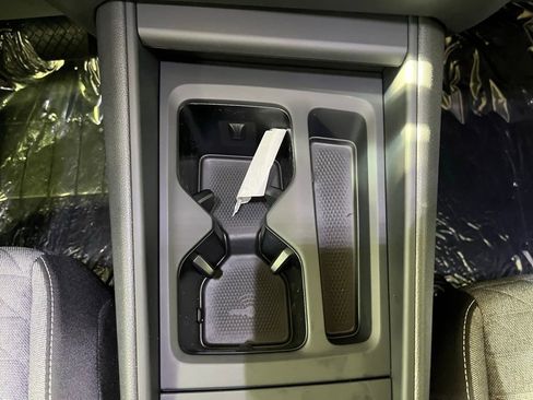 New 2026 Volkswagen Tiguan S FWD image 15