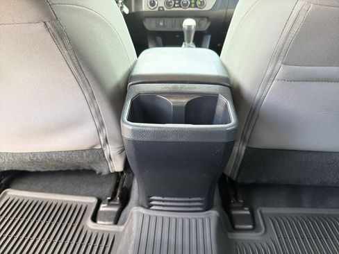 Certified 2022 Toyota Tacoma SR image 32