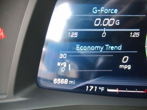 Used 2024 Chevrolet Corvette Stingray Premium Conv w/ Z51 Performance Package RWD image 28