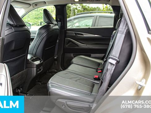 Used 2023 INFINITI QX60 Luxe w/ Cargo Package FWD image 18