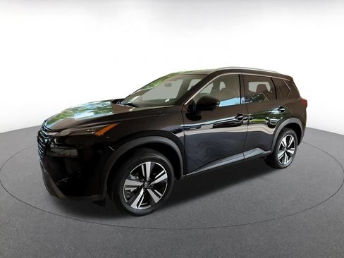 Used 2026 Nissan Rogue SL FWD image 8