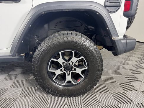 Used 2022 Jeep Wrangler Unlimited Rubicon AWD/4WD image 39