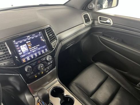 Used 2021 Jeep Grand Cherokee Limited AWD/4WD image 36