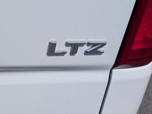 New 2026 Chevrolet Silverado 1500 LTZ w/ LTZ Premium Package AWD/4WD image 7