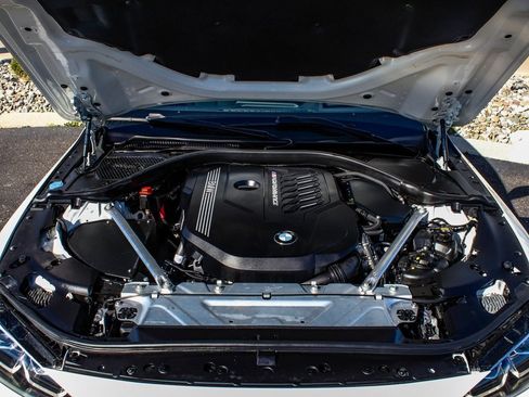 Used 2021 BMW 440i xDrive Coupe w/ Premium Package image 41