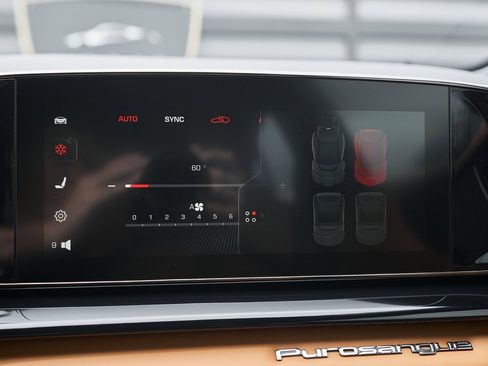 Used 2025 Ferrari Purosangue image 83