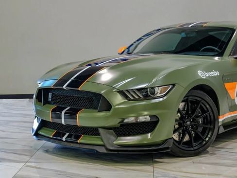 Used 2017 Ford Mustang Shelby GT350 w/ Electronics Package RWD image 6