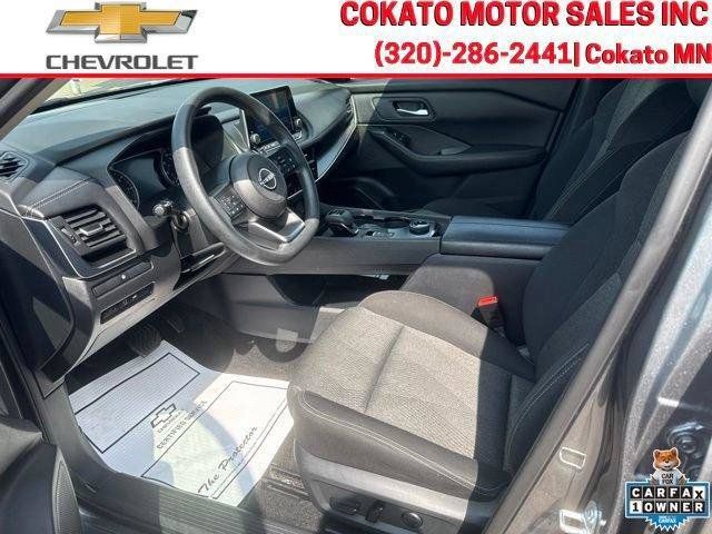 Used 2024 Nissan Rogue SV AWD/4WD image 16