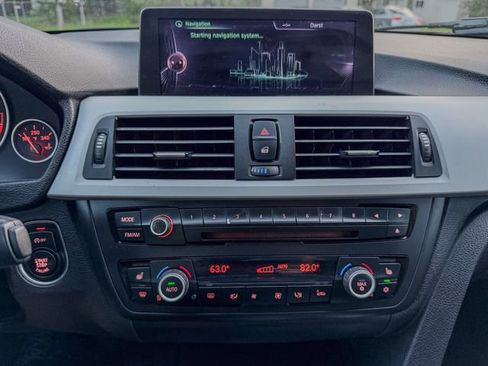 Used 2012 BMW 328i Sedan image 11