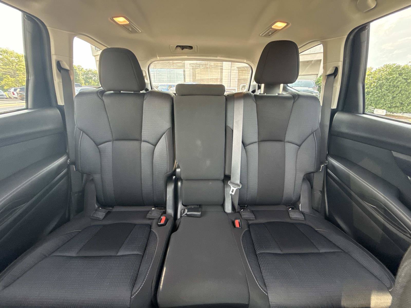 Used 2024 Subaru Ascent Premium AWD/4WD image 18