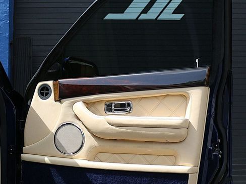 Used 2002 Bentley Arnage T RWD image 20