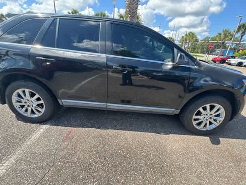 Used 2011 Ford Edge Limited FWD image 19
