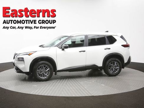 Used 2023 Nissan Rogue S AWD/4WD image 59