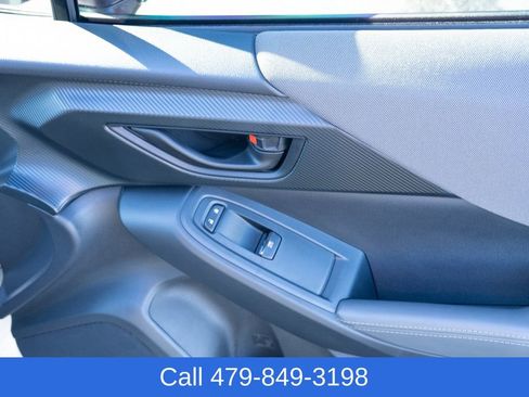 Used 2025 Subaru Crosstrek 2.0i Premium image 43