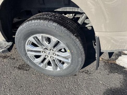 New 2026 Ford F150 Lariat w/ Equipment Group 501A Mid image 4