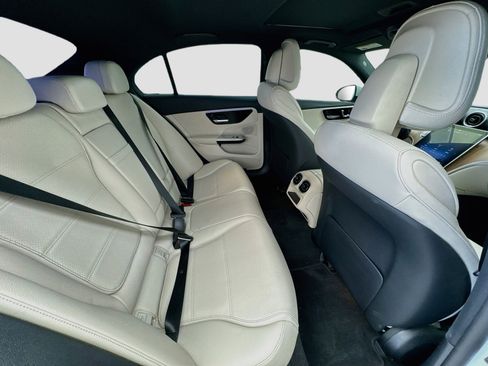 Used 2024 Mercedes-Benz C 300 Sedan image 19