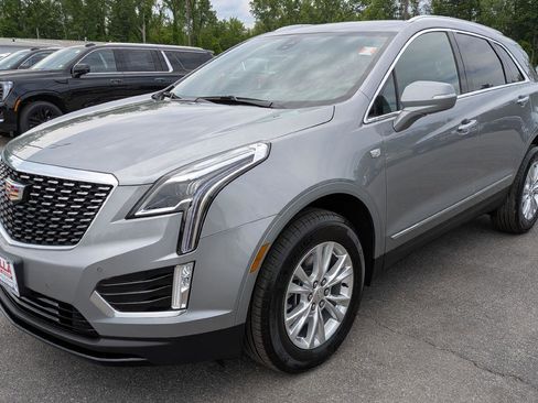 Used 2025 Cadillac XT5 Luxury AWD/4WD image 3