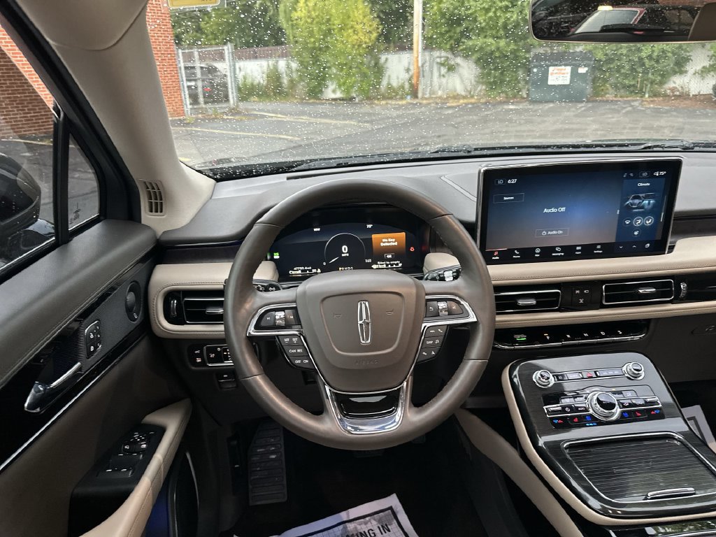 Certified 2021 Lincoln Nautilus Reserve AWD/4WD image 11
