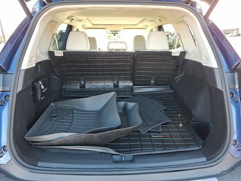 Used 2022 Nissan Rogue SV w/ SV Premium Package image 28