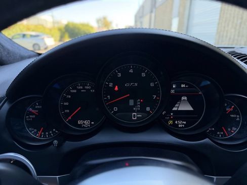 Used 2017 Porsche Cayenne GTS AWD/4WD image 18