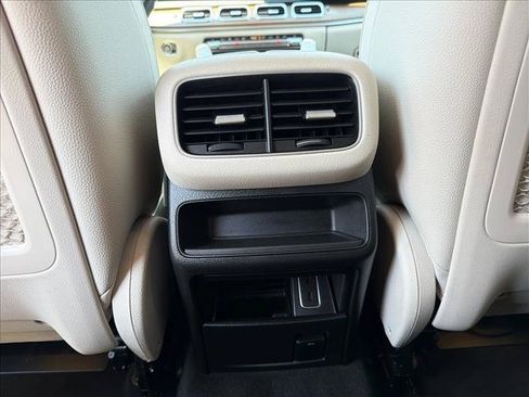 Used 2021 Mercedes-Benz GLE 350 4MATIC image 23