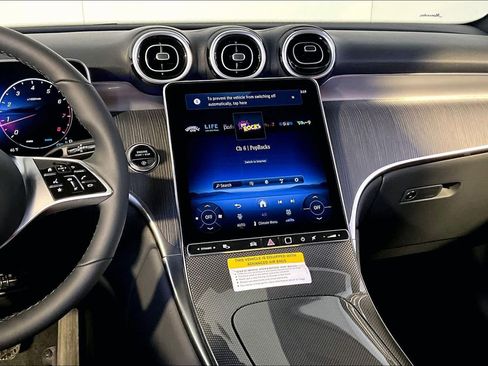 New 2026 Mercedes-Benz GLC 300 4MATIC image 8