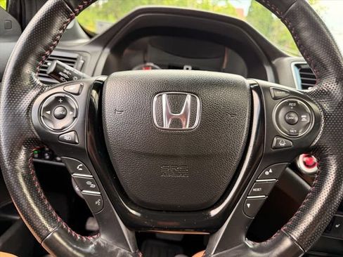 Used 2022 Honda Ridgeline Black Edition image 14