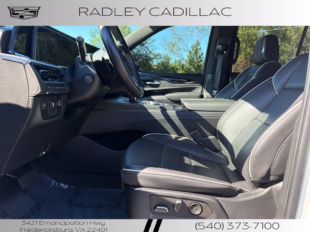 Used 2022 Cadillac Escalade Sport w/ Touring Package AWD/4WD image 3